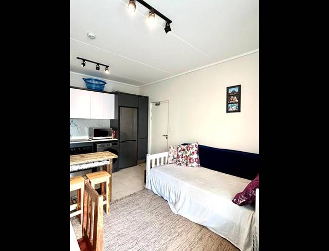 1 BEDROOM PROPERTY TO RENT IN FIRGROVE